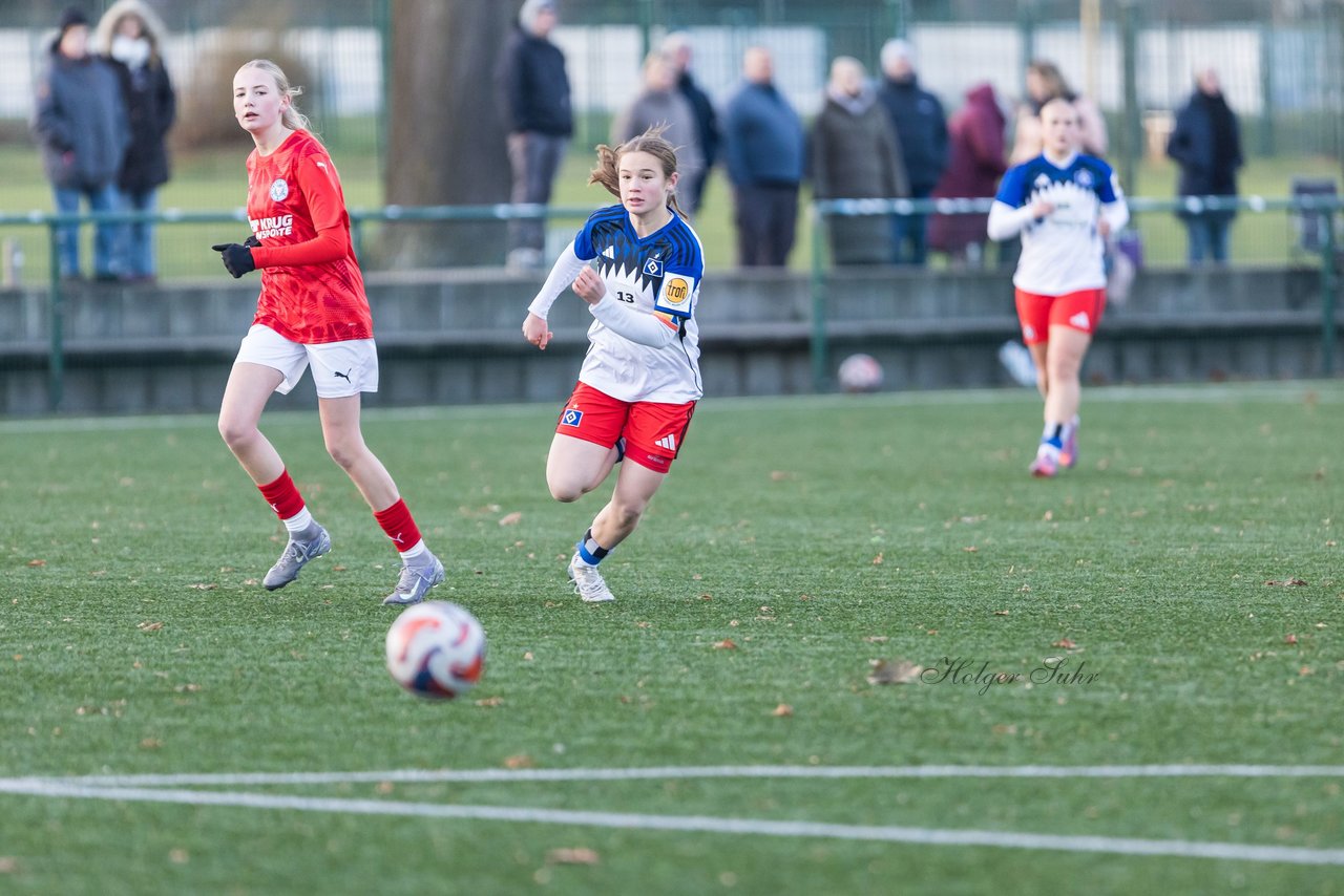 Bild 371 - wBJ Hamburger SV - Holstein Kiel : Ergebnis: 8:0